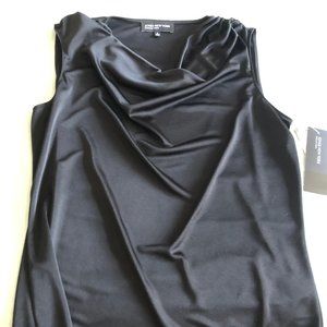 Jones of NY Black Sleeveless Blouse